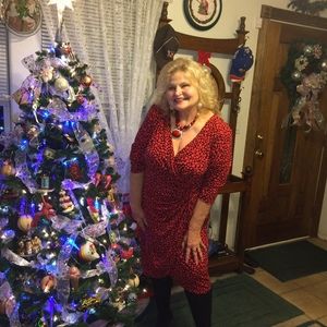 Meet your Posher, Dena